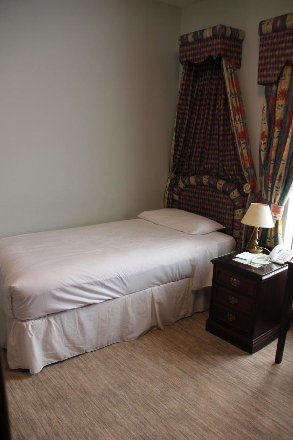 Centennial Hotel Кембридж Екстер'єр фото